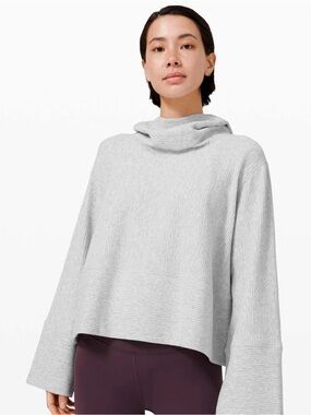 Lululemon Retreat Yourself Hoodie